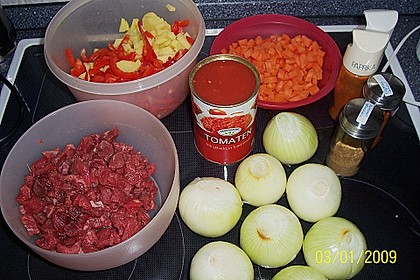 Echte Gulaschsuppe 16