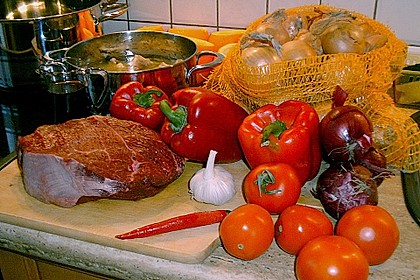 Echte Gulaschsuppe 3