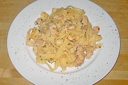 Bandnudel an Lachs 1