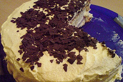 Buttercremetorte von Oma 15