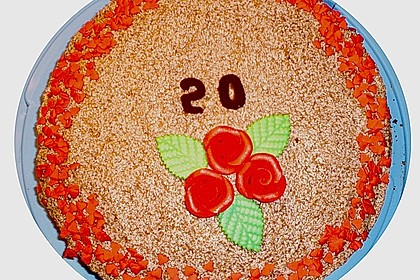 Buttercremetorte von Oma 16