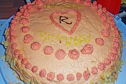 Buttercremetorte von Oma 9