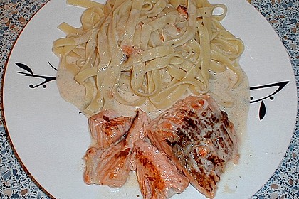 Albertos Lachsfilet mit Asti Spumante