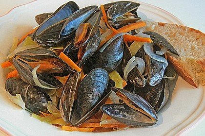 Muscheln in Weißwein 7