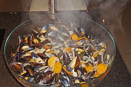 Muscheln in Weißwein 25