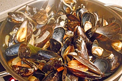 Muscheln in Weißwein 27
