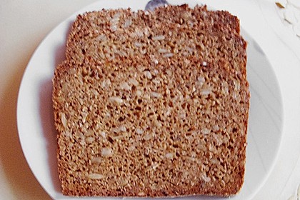 Herzhaftes Vollkornbrot 22