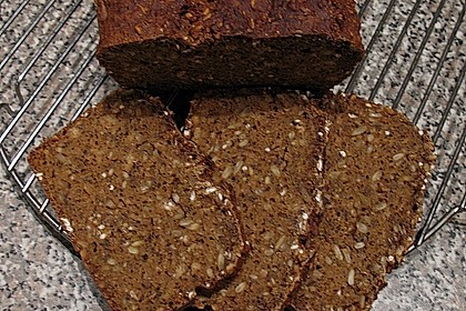 Herzhaftes Vollkornbrot 4