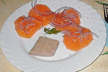 Orangen - Carpaccio mit roten Zwiebeln und schwarzem Pfeffer 9