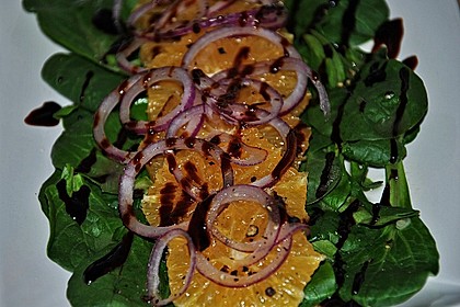 Orangen - Carpaccio mit roten Zwiebeln und schwarzem Pfeffer 4