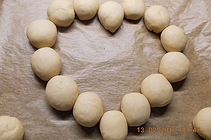 Hefeteig für Zopfbrot, Schnecken oder Figuren 59