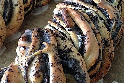 Hefeteig für Zopfbrot, Schnecken oder Figuren 7