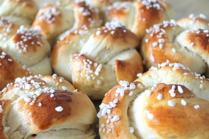 Hefeteig für Zopfbrot, Schnecken oder Figuren 1