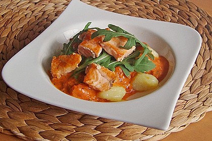 Gnocchi mit Lachs und Rucola 11
