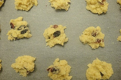 Macadamia - Cranberry Cookies 10