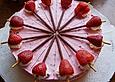 Erdbeer - Yogurette - Torte