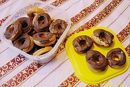 Donuts mit Schokolade