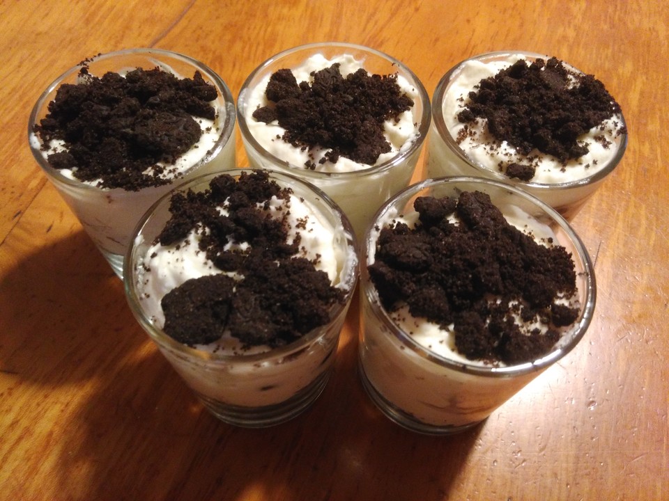 OreoBlaubeerCheescake im Glas (Rezept mit Bild