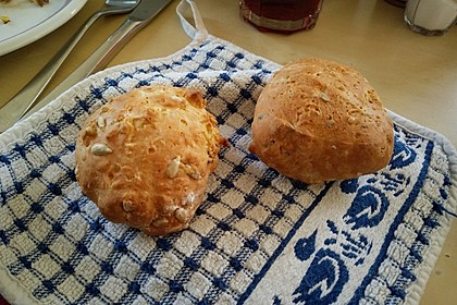 Dinkel-Quark-Brötchen 14