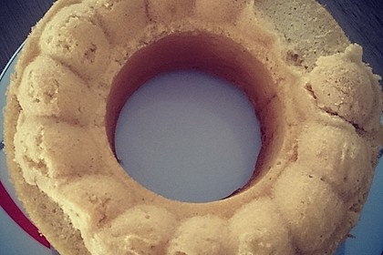 Einfacher Marzipankuchen mit zwei Zutaten 7