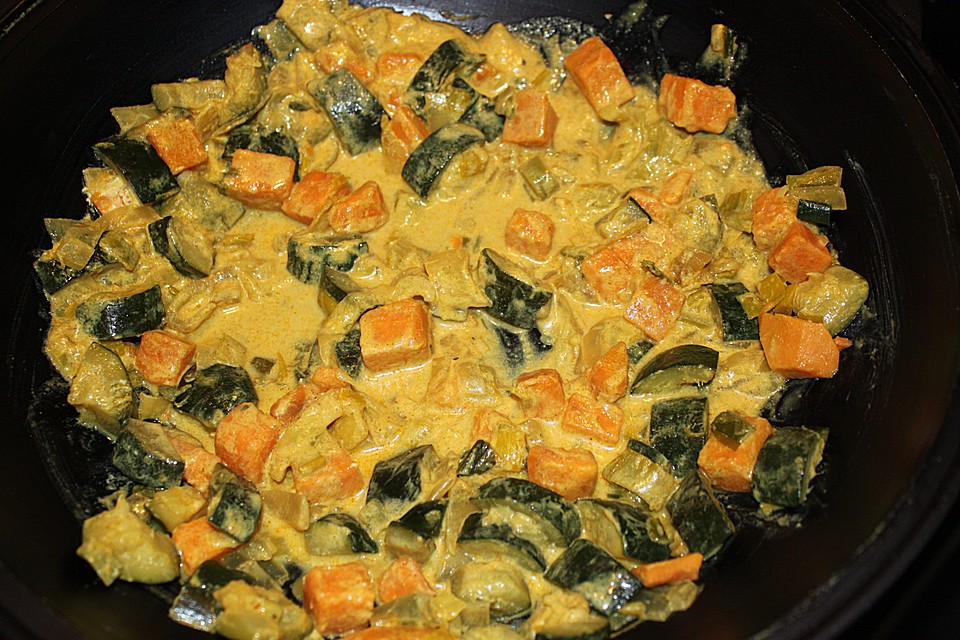 Süßkartoffel-Zucchini-Lauch-Zwiebel-Gemüse (Rezept mit Bild) | Chefkoch.de