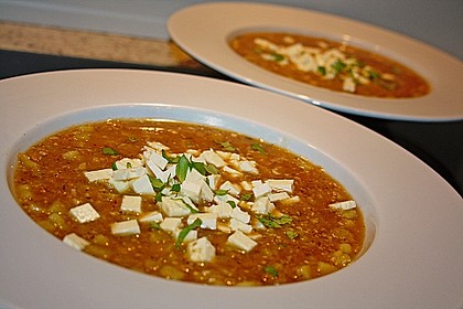 Milde Linsensuppe mit Curry und Schafsk&auml;se 3