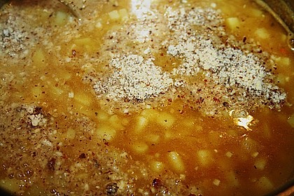 Milde Linsensuppe mit Curry und Schafsk&auml;se 5