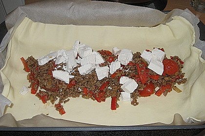 Fleischstrudel nach griechischer Art 2