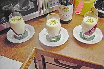 Panna Cotta mit Beerensoße 4