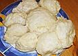 Dampfnudeln mit Pflaumensauce