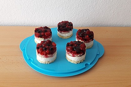 Frische Himbeertorte mit Schmand 24