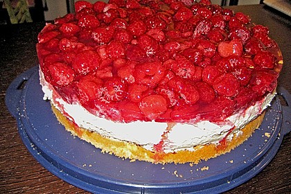 Frische Himbeertorte mit Schmand 49