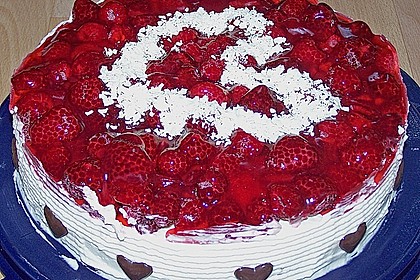 Frische Himbeertorte mit Schmand 22