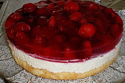 Frische Himbeertorte mit Schmand 53