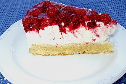 Frische Himbeertorte mit Schmand 33