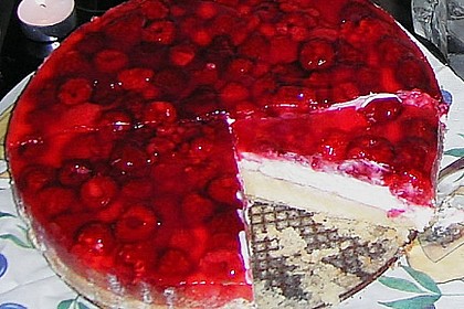 Frische Himbeertorte mit Schmand 58