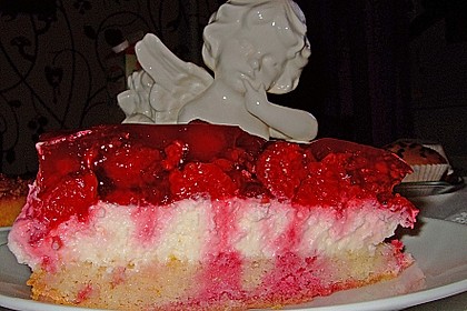 Frische Himbeertorte mit Schmand 88