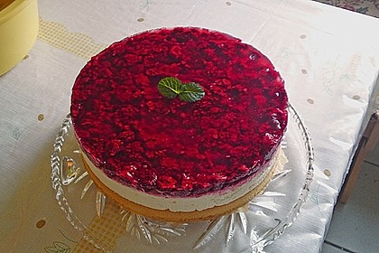 Frische Himbeertorte mit Schmand 17
