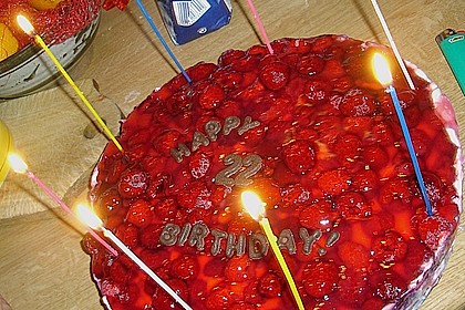 Frische Himbeertorte mit Schmand 99