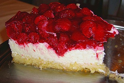 Frische Himbeertorte mit Schmand 65