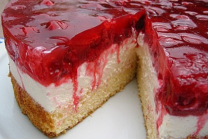 Frische Himbeertorte mit Schmand 20