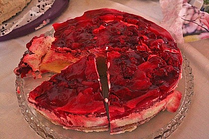 Frische Himbeertorte mit Schmand 101