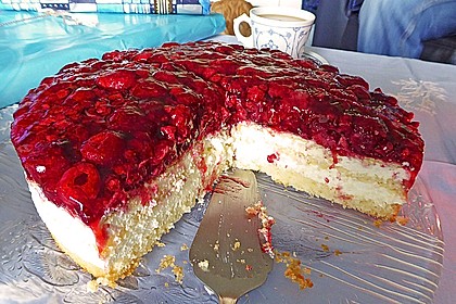 Frische Himbeertorte mit Schmand 66