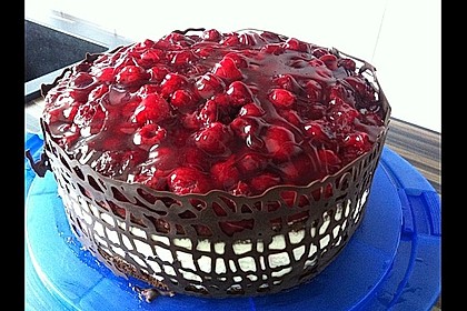 Frische Himbeertorte mit Schmand 7