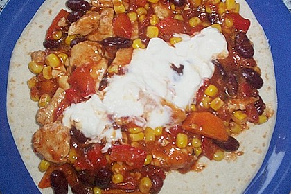 Mexikanische Tortilla - Wraps mit Hähnchenfüllung 24