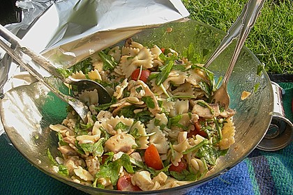 Mozzarella - Nudel Salat 4