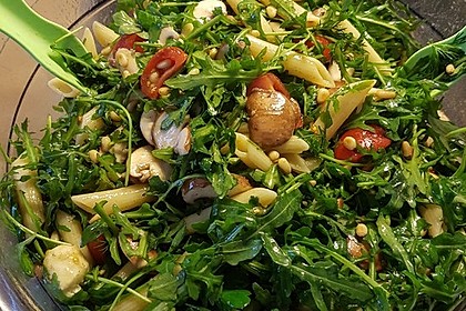 Mozzarella - Nudel Salat 8