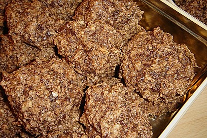Nuss - Schokoladen - Plätzchen 8