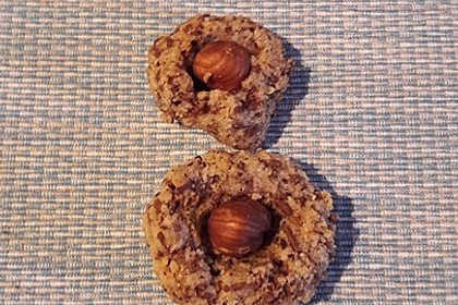 Nuss - Schokoladen - Plätzchen 12