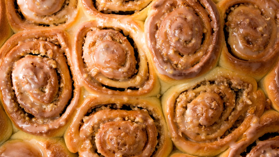 Zimt-Nussschnecken